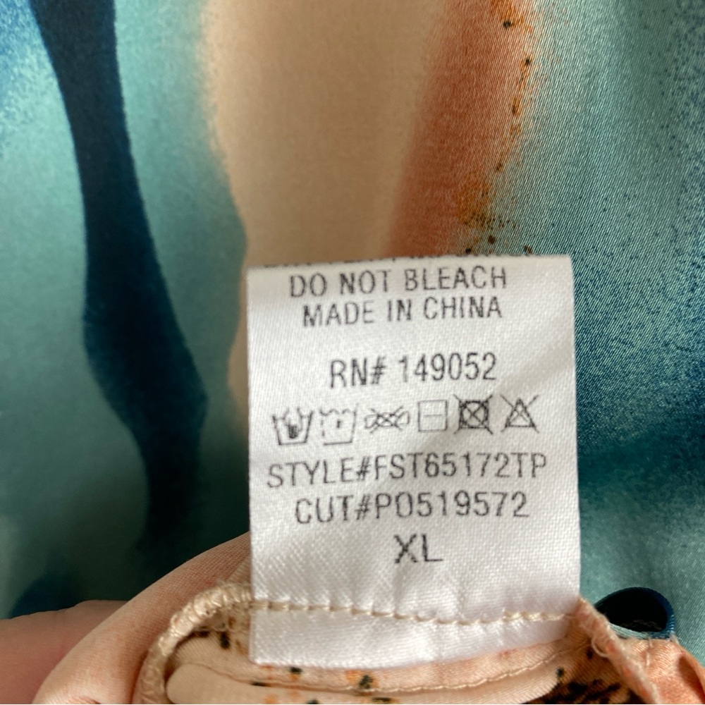 Fashion Nova Top Only of two piece set Size XL Green and Gold Marble - Picture 9 of 10